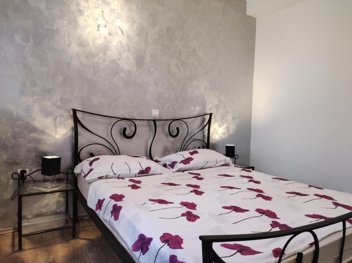 Cozy Apartment In Split In Nice Quiet Neighborhood ภายนอก รูปภาพ